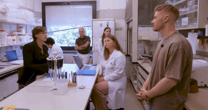 Prof. Melcangi's team at work in the Milano Project lab
